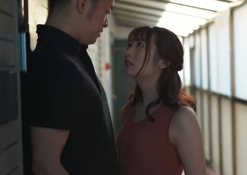 Người vợ mang thai, tôi bị hấp dẫn bởi người vợ nhà bên thường ở nhà một mình