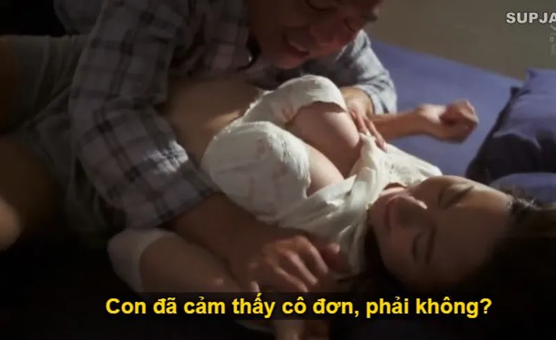 Nhìn con trai mải miết lao đầu vào việc khiến vợ sắp cưới cô đơn lẻ loi, ông bố chồng liều lĩnh đè bẹp con dâu.